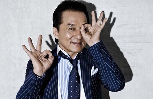 成龙奢华生活:一天买7钻石手表