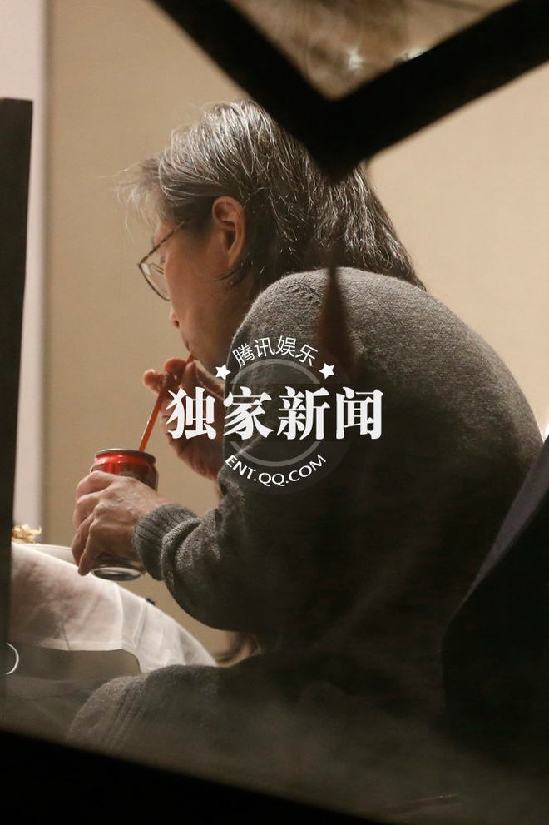 每日追星：陈妍希会陈可辛嘟嘴卖萌