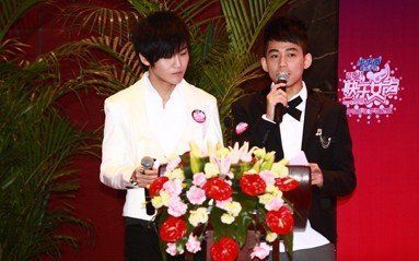 被戴绿帽子的男星们