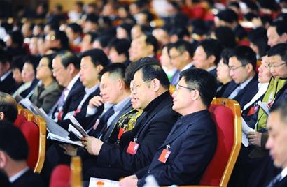 市十五届人大二次会议开幕