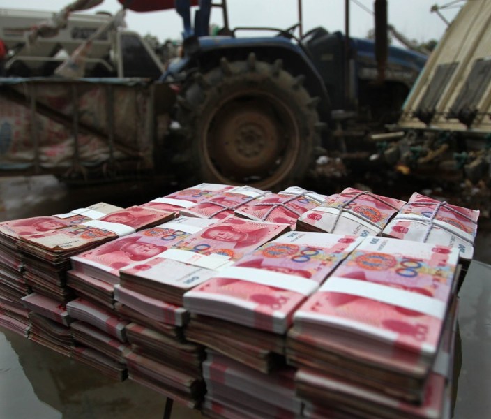 江西种粮大户为农民发放140万元年终奖