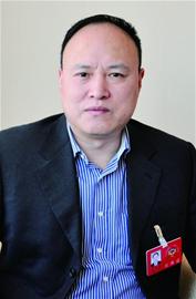 刹住黑三轮 要堵还要疏