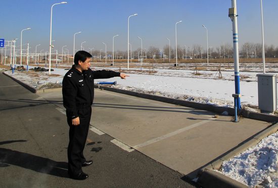 直击青岛新规驾考首日 考生吐槽难过高考 直击青岛新规驾考首日 考生吐槽难过高考