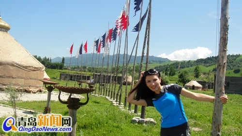 维族美女代表札蒂