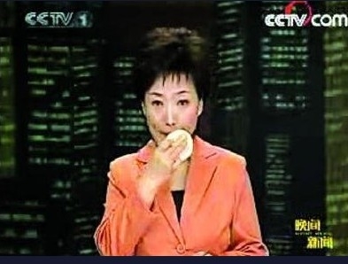 盘点央视新闻诡异乌龙 主播流鼻涕打嗝状况百出(组图)