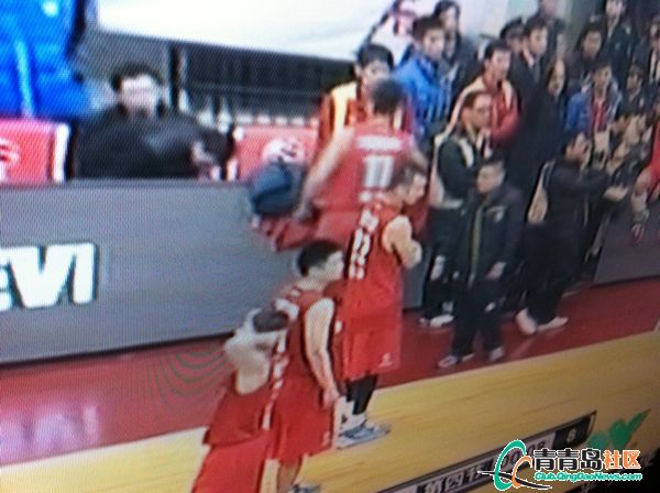 青岛罢赛彰显血腥