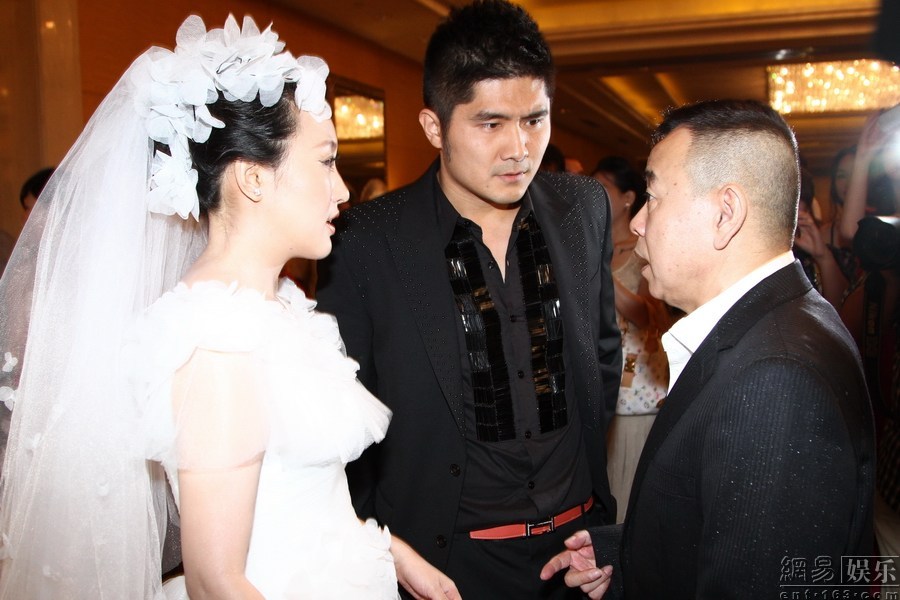 曝潘长江女儿潘阳产子