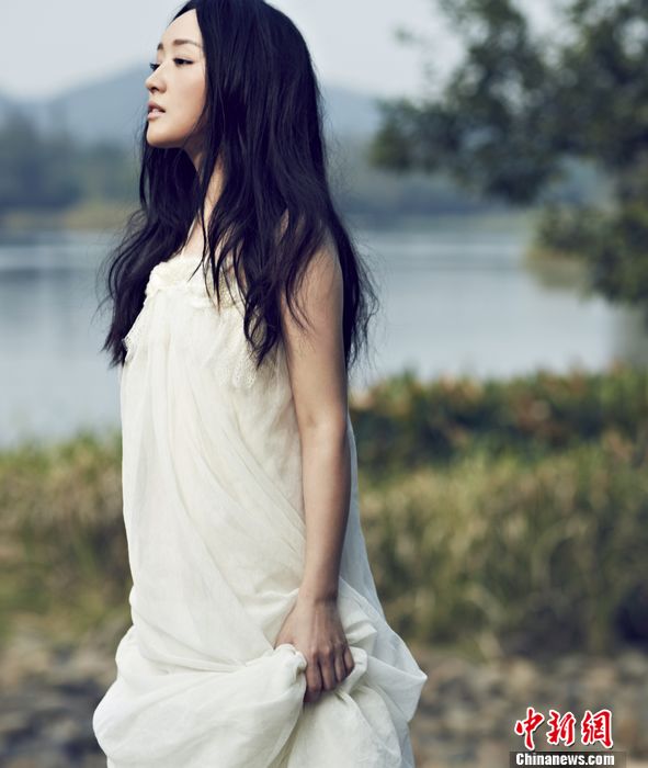 杨钰莹新专辑遇江南写真