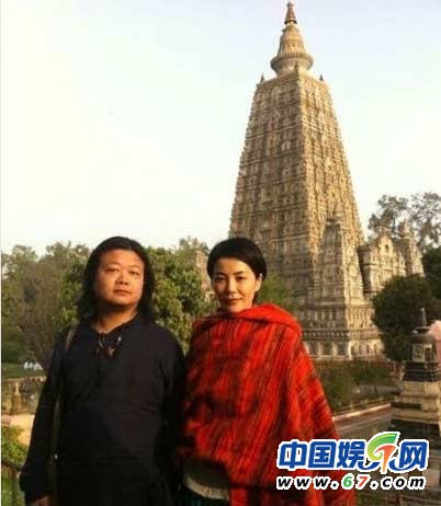 王菲与佛友聚会合影