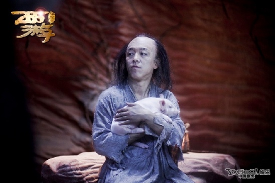 西游爆笑造型曝光 黄渤抱猪罗志祥携四大妈护肾