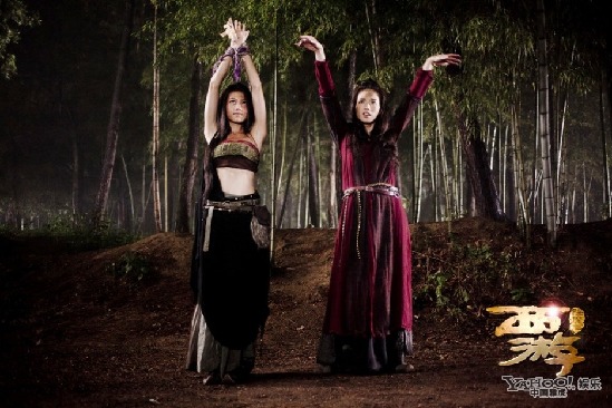 西游爆笑造型曝光 黄渤抱猪罗志祥携四大妈护肾