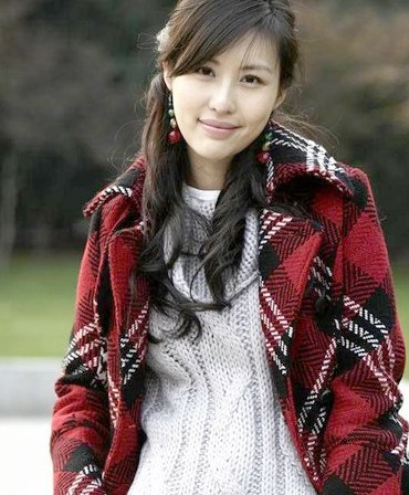 图为青年演员田朴珺。