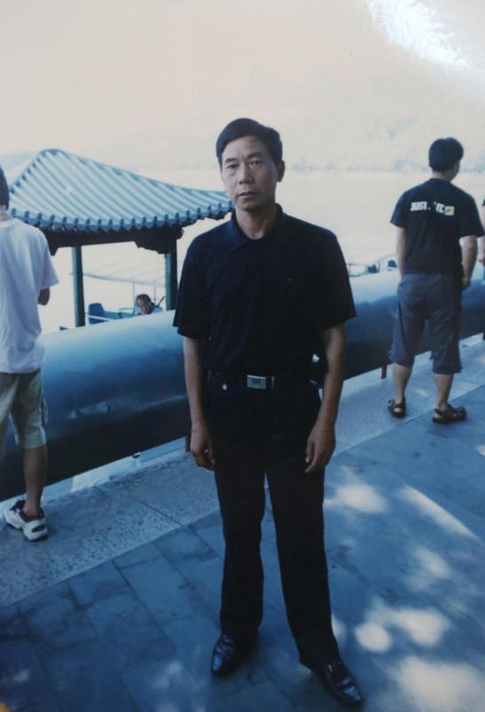 湖南发生校园惨案 校长护学生被砍死