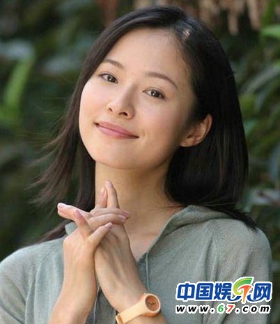 宋丹丹高考遇初恋导致落榜 揭秘明星考试趣闻及青涩照