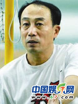 宋丹丹高考遇初恋导致落榜 揭秘明星考试趣闻及青涩照