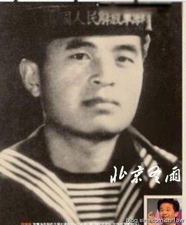 央视19名嘴幼年照