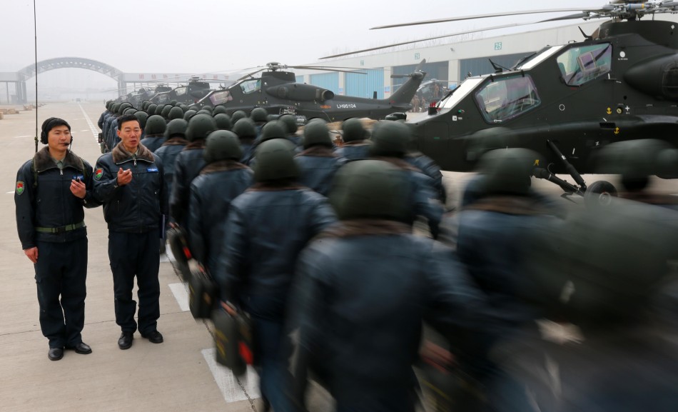 武直10直升机编队凶猛照