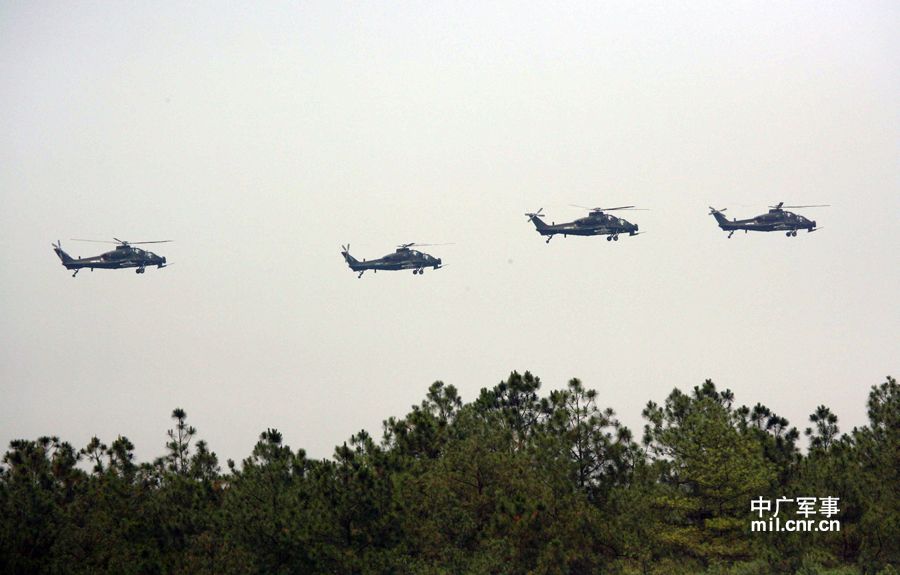 武直10直升机编队凶猛照