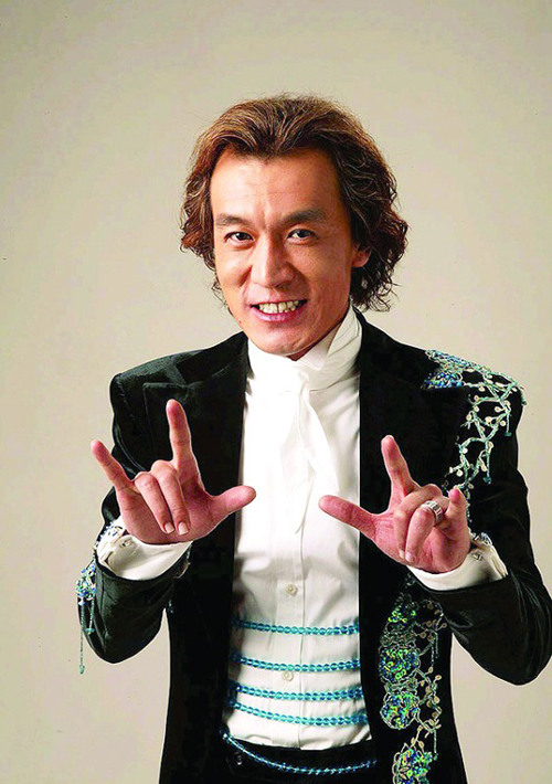 李咏20032007年 2012年春晚主播