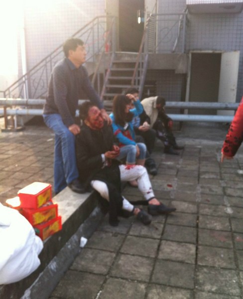 广州男子为讨薪发动自杀式爆炸造成1死7伤