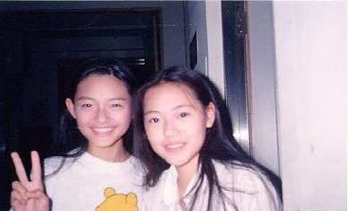 大S发昔日旧照 自嘲惊悚