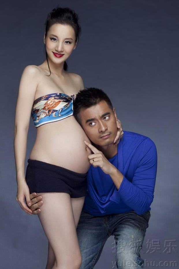 “武松”陈龙与孕妻章龄之写真曝光 妻子似脸型似汤唯