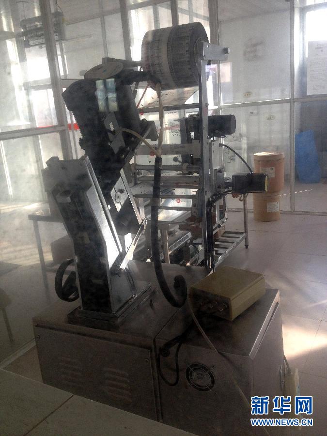 开水变羊汤：谁来把守安全关？——食品“变身剂”产销链条追踪 