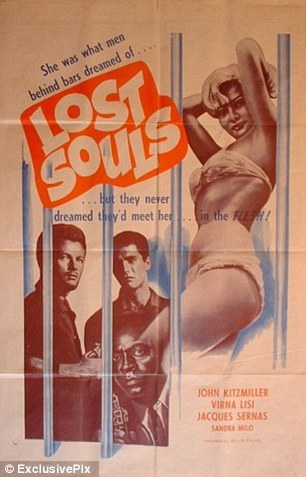 上世纪中叶情色片海报曝光 大尺度演绎西方性文化