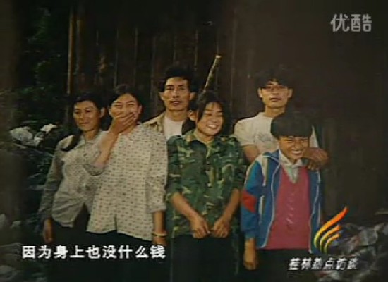 小麦岛流浪王 中国阿甘骑三轮走中国