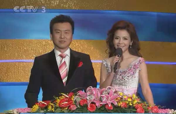 春晚主持人消失之谜：文清嫌钱少 朱迅两次患血管瘤