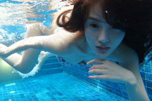 女星绝密比基尼照