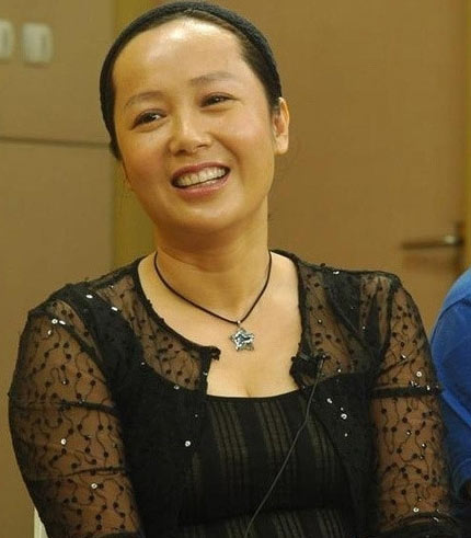 明星难敌岁月生横肉