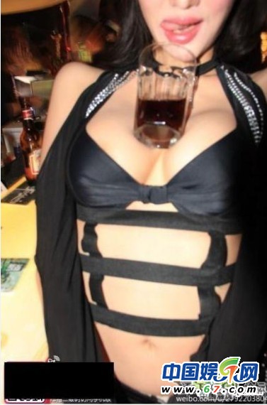 京籍超模王瑞儿日本拍AV被施暴 胸托酒杯私房艳照曝光