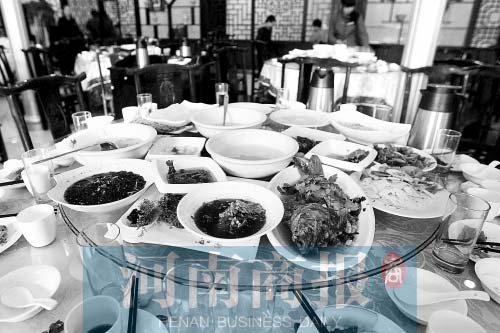 商务政务宴请浪费严重 商务政务宴请浪费严重