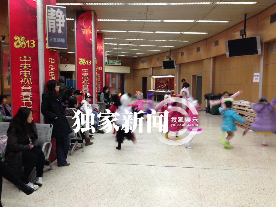 央视蛇年春晚彩排现场花絮曝光