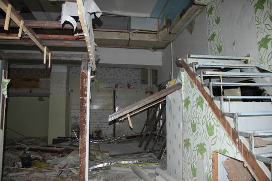 辽宁路一酒店被砸烂 老板曾扬言拯救科技街