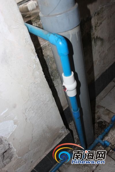 租户因拖欠租金房东锁门 租户因拖欠租金房东锁门