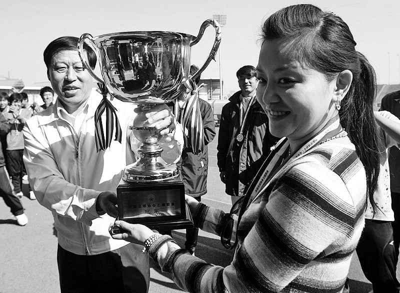 那些联姻高官的体坛明星