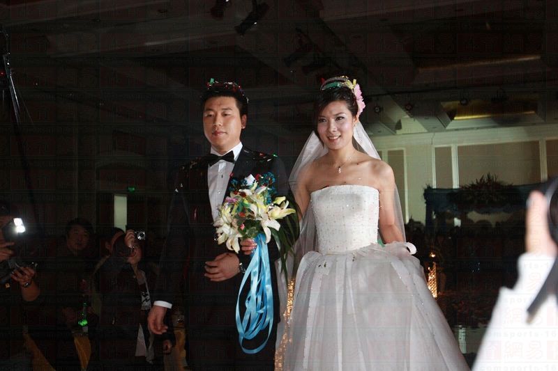 那些联姻高官的体坛明星