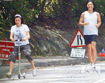 蒙嘉慧郑伊健东京终修正果 重温昔日被抓拍私密照