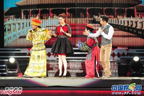 《甄嬛传》女星台湾争艳：蔡少芬挺肚 华妃丰胸