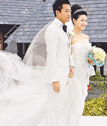 大S汪小菲三亚大婚照(资料图)