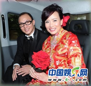 追忆我和春天有个约会:邓萃雯成小三后惨被甩(组图)