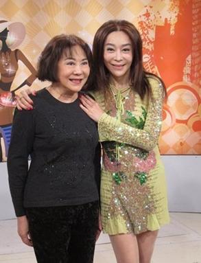 喻可欣炮轰刘德华是双面人