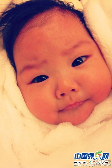 朱茵黄贯中女儿