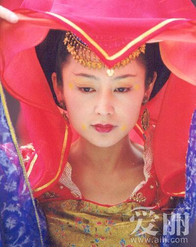 女星唐宫戏中的惊艳造型 养眼