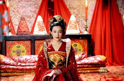 女星唐宫戏中的惊艳造型 养眼