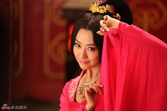 女星唐宫戏中的惊艳造型 养眼