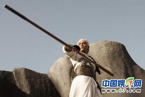 众星一夜白头惊雷还是惊艳