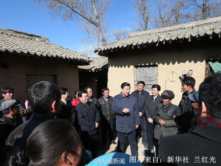 习近平农历小年给群众送年货